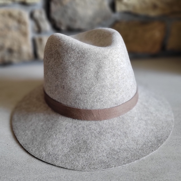 NWOT Janessa Leone Julia Wool Brim Hat M main image 8